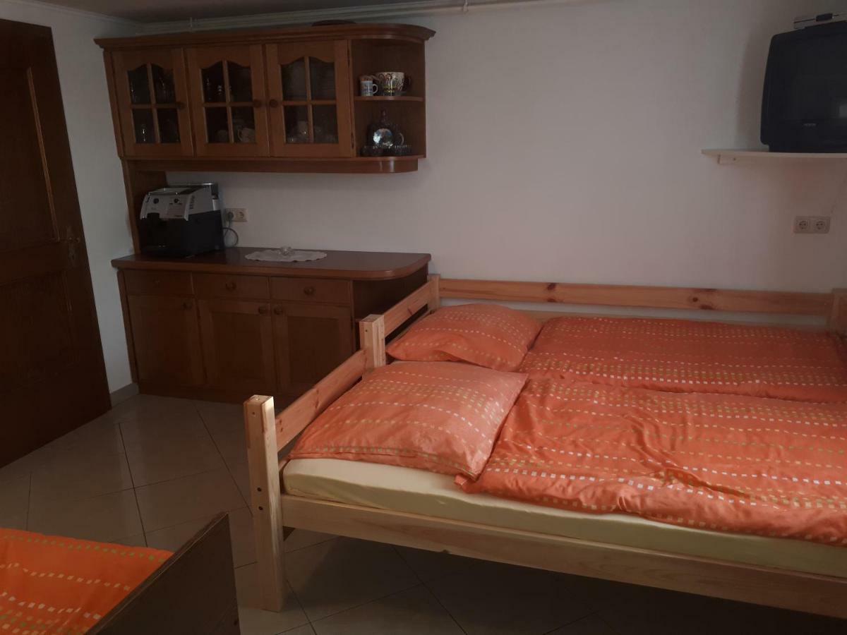 Apartamento Fewo Ploesch Vlg. Maierhofer Lavamünd Exterior foto